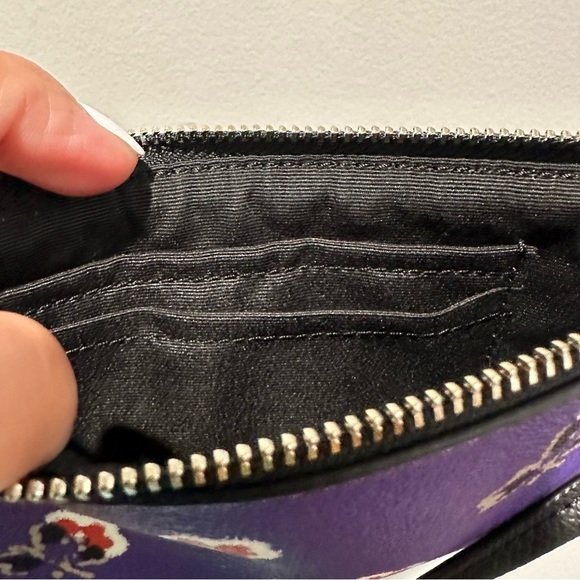 Coach Bramble Rose Wristlet Purple - Picture 5 of 11